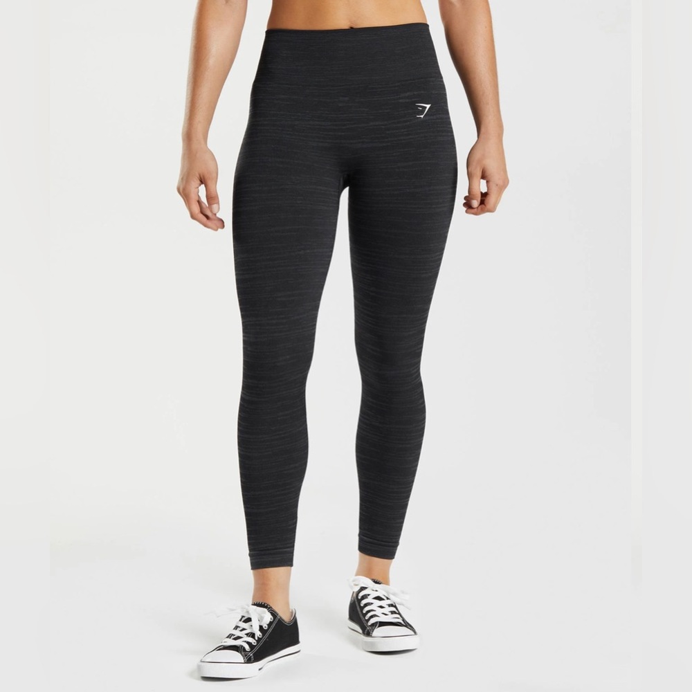 NEW - GYMSHARK Adapt Marl Seamless Leggings. Size Small. Black/Smokey Gray.
